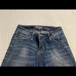 Womens western jeans. Wrangler Rock 47 low rise.